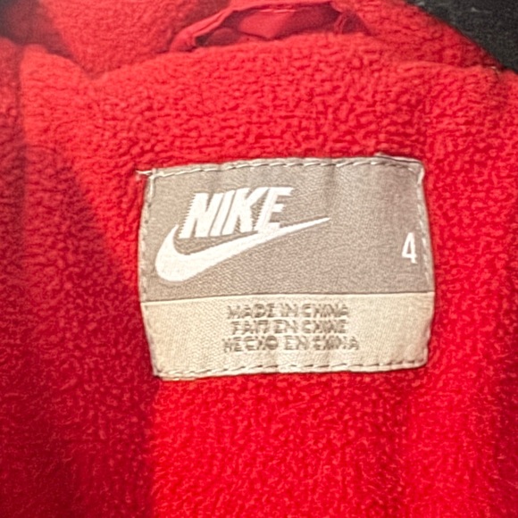 Toddler Boy Nike winter jacket size 4 - Picture 6 of 6